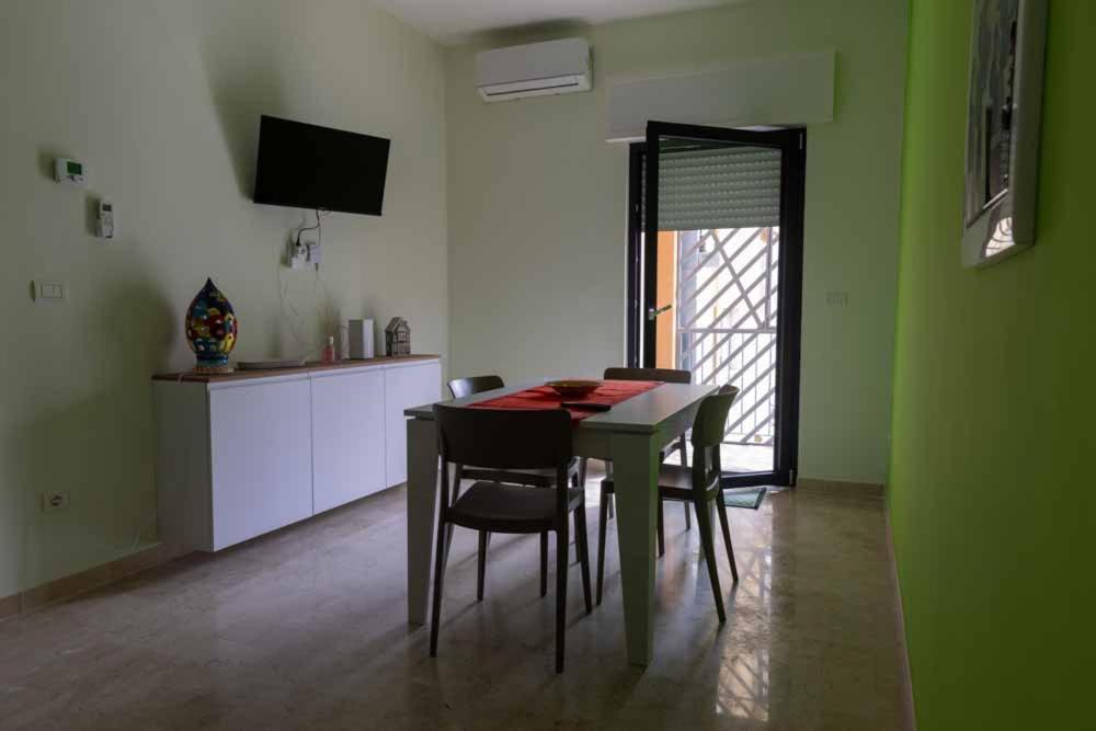 B&B Il Sorriso Bari Exteriör bild