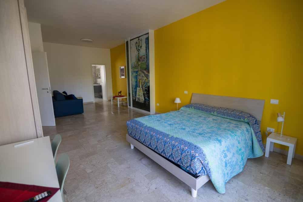 B&B Il Sorriso Bari Exteriör bild
