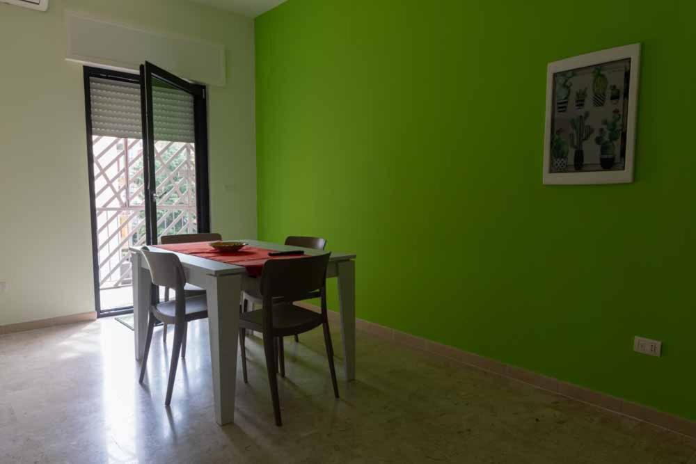 B&B Il Sorriso Bari Exteriör bild